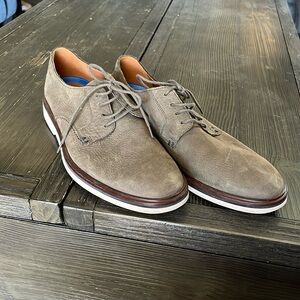 Clark’s Dress Shoes size 11M